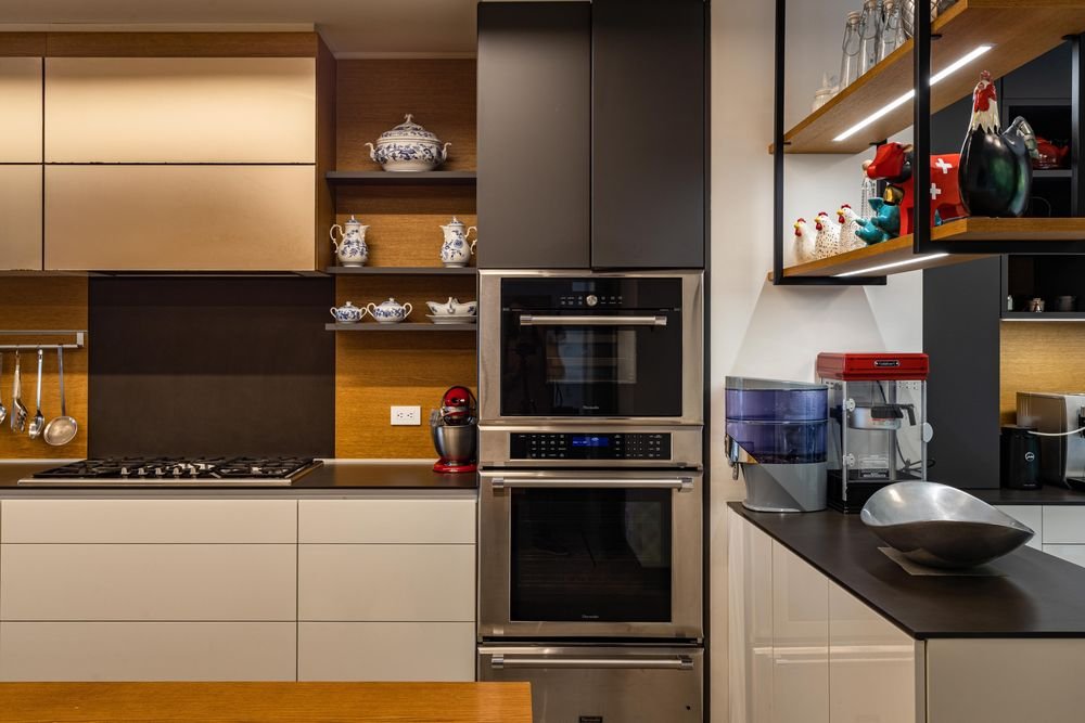 Hornos empotrados en mueble de cocina